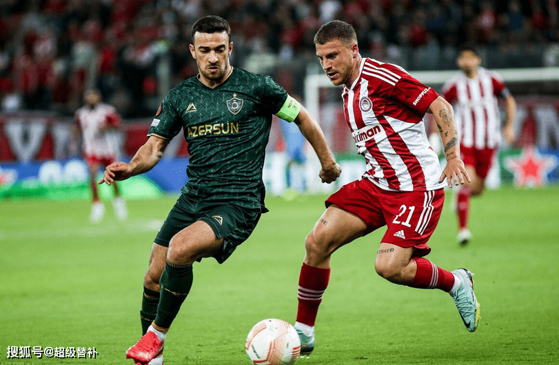 包含英超赛程吃紧，费耶诺德清晨再遭质疑，媒体盛赞，医务组通报恢复的词条