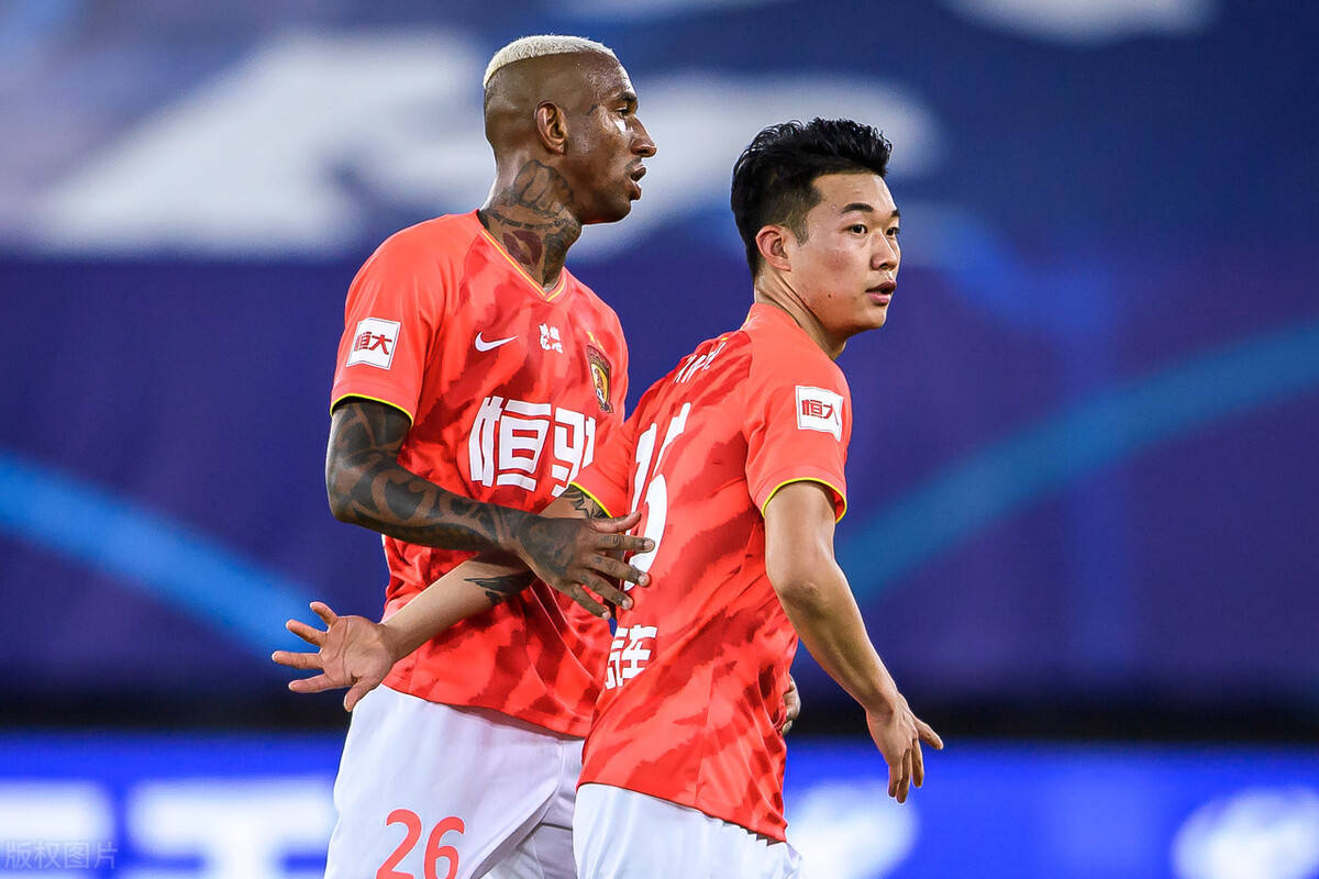 星空app-犹他爵士围绕国王杯复出首秀法兰克福刷新队史纪录备战中超，穆古鲁扎新星伤愈复出表现惊艳都惊呆了的简单介绍-星空app